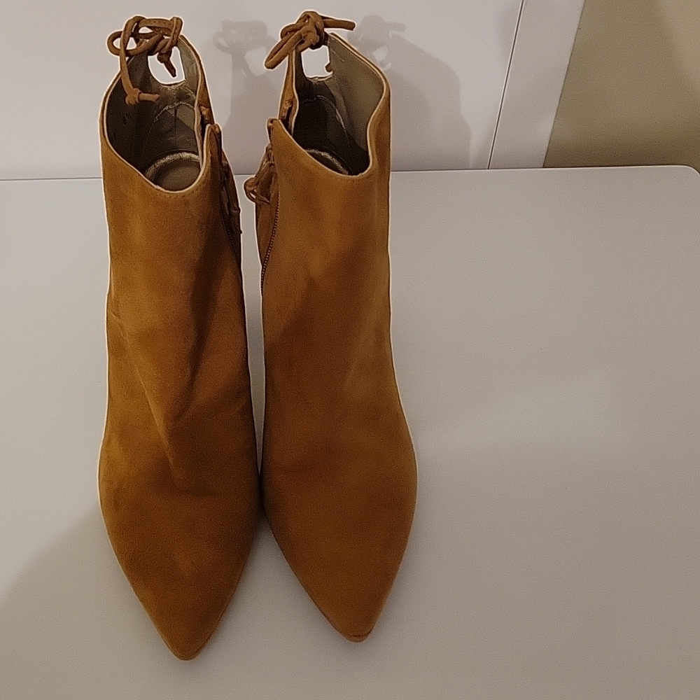 Stuart Weitzman Grandiose Camel Color Boots